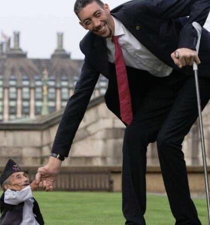 世界上最高的5位巨人，第一竟然是中国的