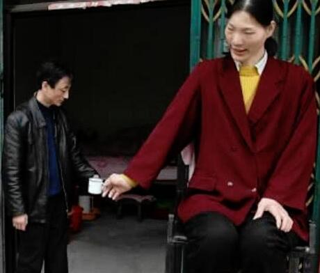 世界上最高的5位巨人，第一竟然是中国的2.jpg
