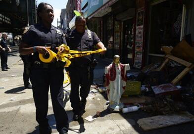 美国耶稣显灵事件，商店发生巨大火灾（店里耶稣神像毫发无损）