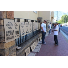 街头捐赠商店，保护受助人尊严