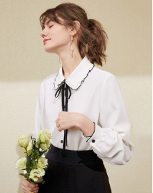 撞色木耳边领设计雪纺衬衫