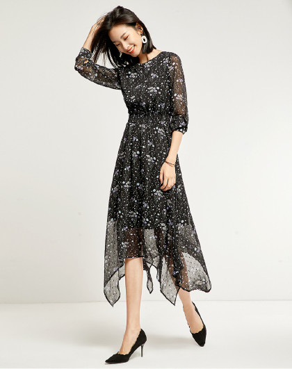 雪纺花料连衣裙