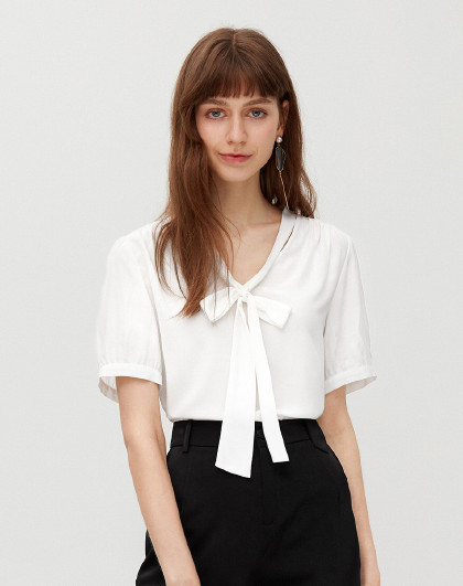 设计感小众短袖甜美宽松套头衬衫