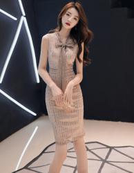 多色选宽摆无袖圆领短连衣裙